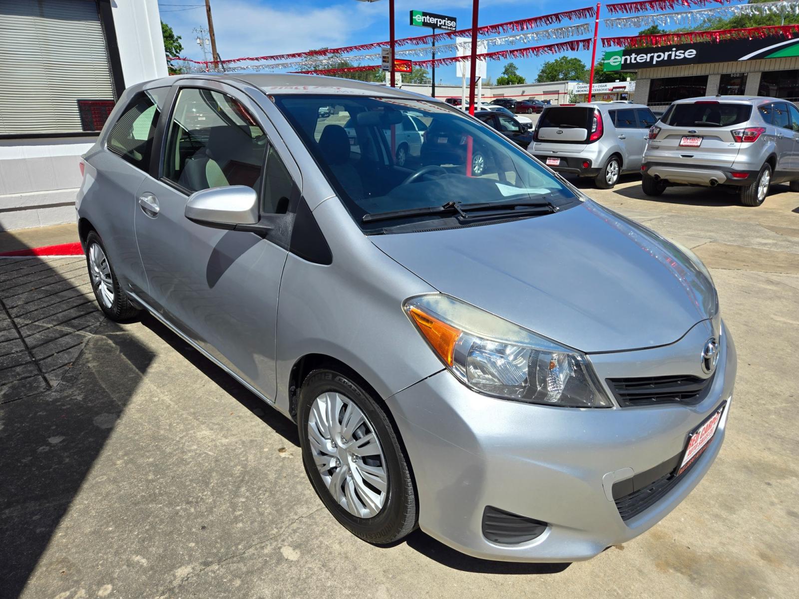 2014 SILVER Toyota Yaris (JTDJTUD37ED) with an 1.5L I4 F DOHC 16V engine, Automatic transmission, located at 503 West Court, Seguin, TX, 78155, (830) 379-3373, 29.568621, -97.969803 - 2014 Toyota Yaris L 3-Door with a 1.5L I4 F DOHC 16V, Automatic, Tilt, Cruise, AM/FM/CD Stereo, Power Windows, Locks and Side Mirrors, Rear Wiper, Rear Defroster and more!! - Photo #1